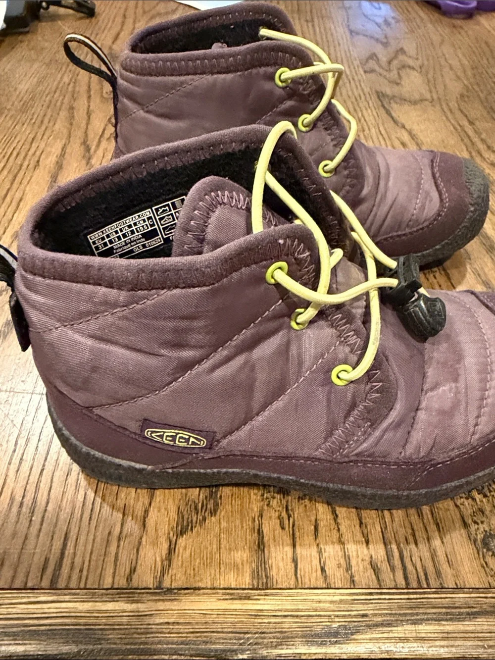 KEEN Kids- Howser 2 Quilted Mid Height Waterproof Comfy Durable in Plum Purple